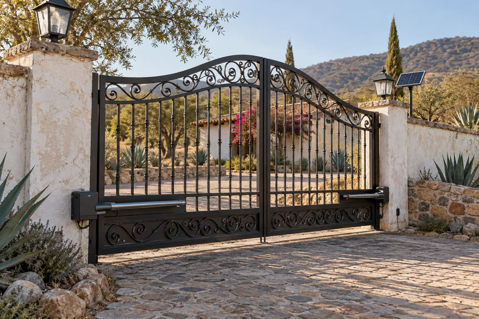 Representative image of a forged double gate